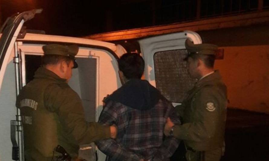 Valdivia: Carabineros detuvo a sujeto por robar desde el interior de un vehículo