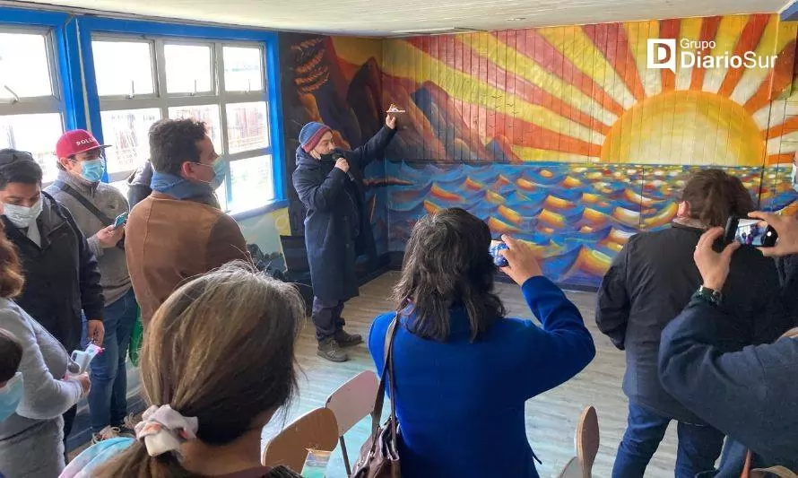 Escuela y comunidad rural de Mariquina se ponen en valor a través de murales