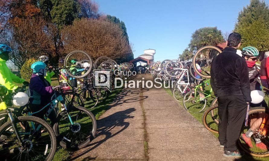 Despiden en Osorno a joven ciclista atropellado en Valdivia